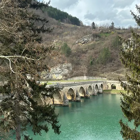 فندق Hotel Visegrad