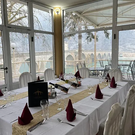 Ξενοδοχείο Hotel Visegrad 3*